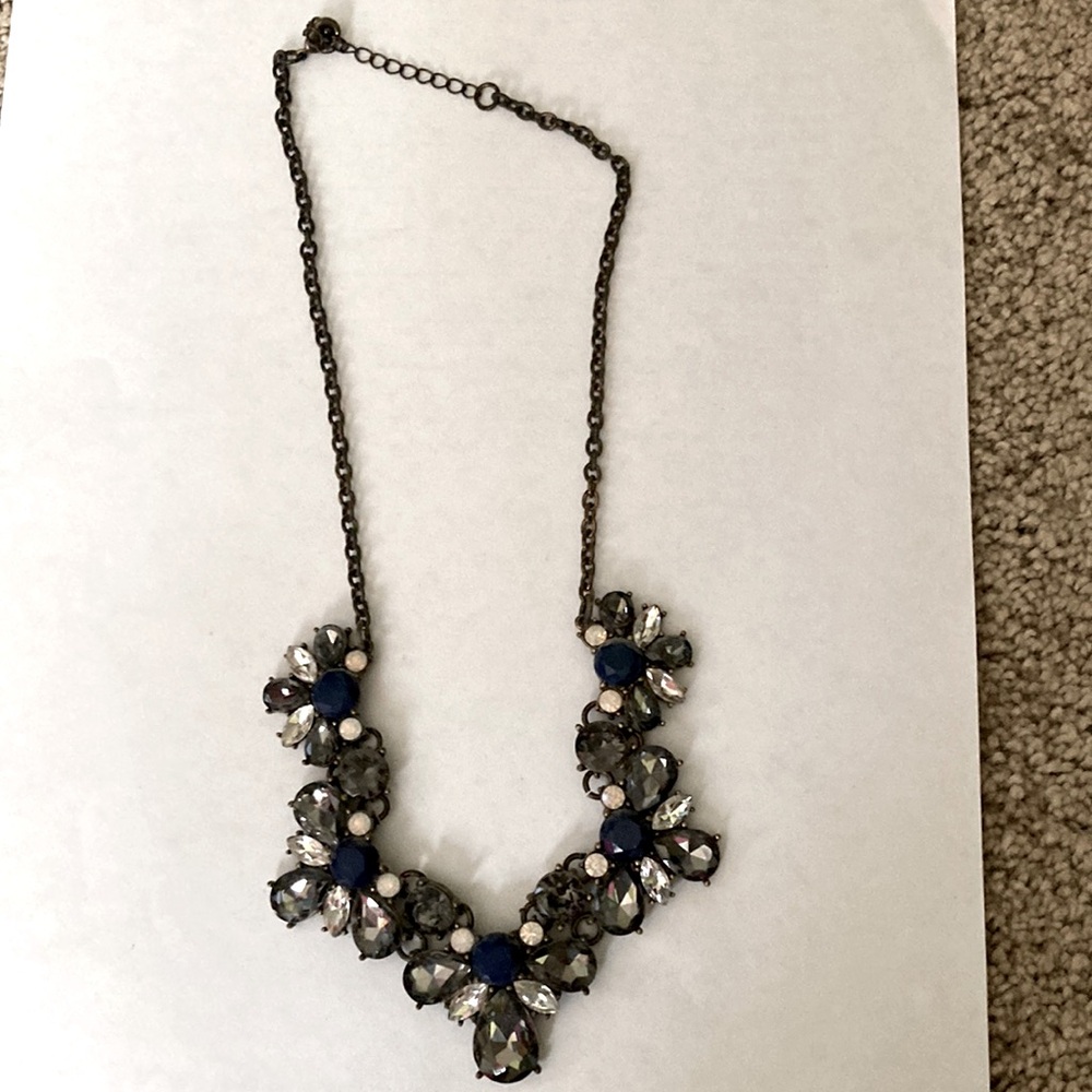 Bejeweled beaded necklace